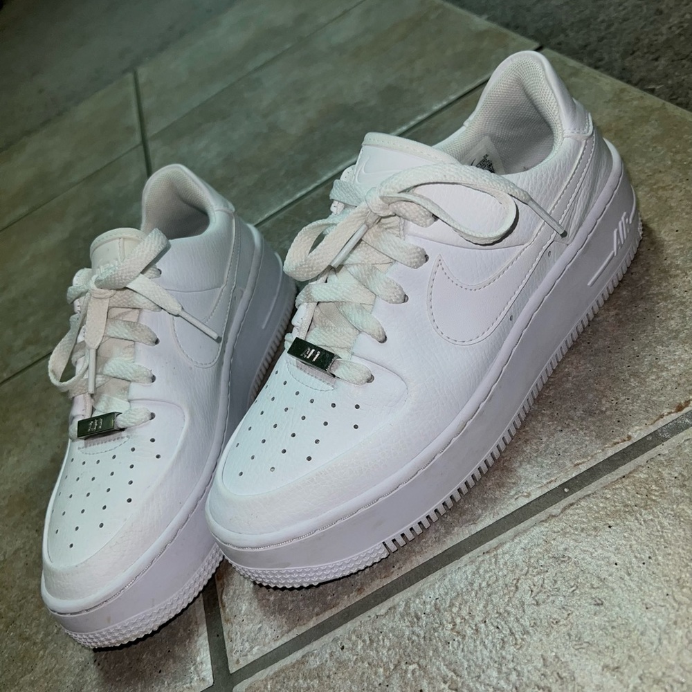 Nike Air Force 1 Sage XX Low Sneakers